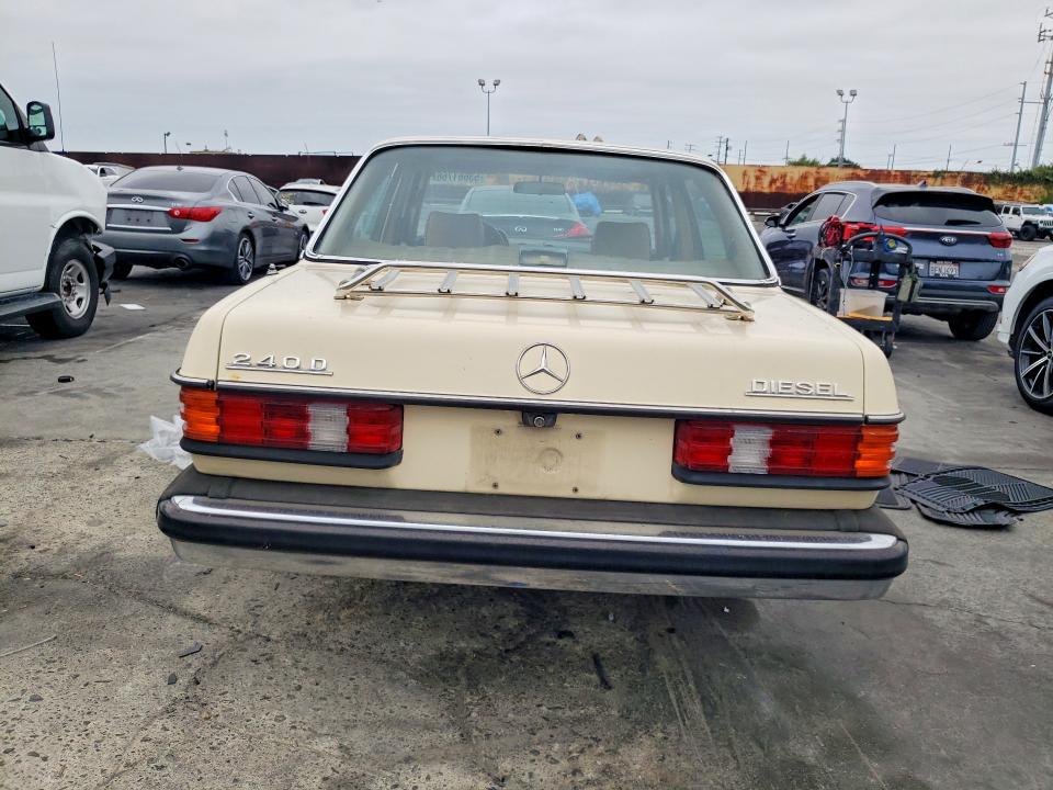 Aukcja sprzedaży 1981 Mercedes-benz 240, vin: WDBAB23A5BB249897, numer aukcji: 53661766