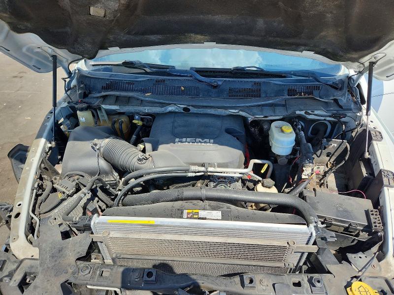 53374866 :رقم المزاد ، 3C6UR5DJ4FG620563 vin ، 2015 Ram 2500 مزاد بيع