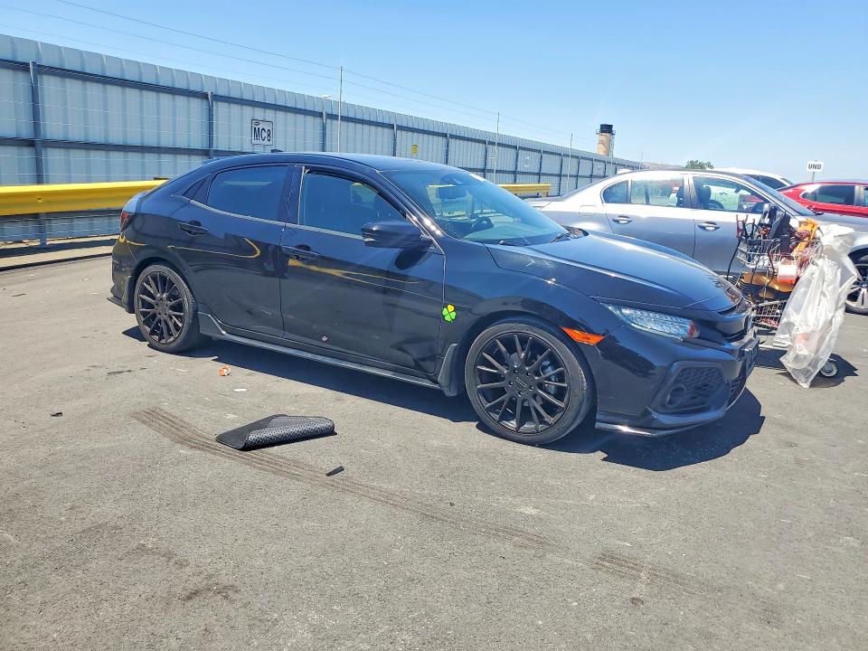2018 Honda Civic მანქანა იყიდება აუქციონზე, vin: SHHFK7H99JU431616, აუქციონის ნომერი: 51920936
