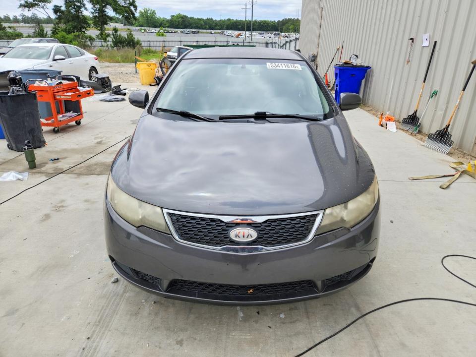 2013 Kia Forte მანქანა იყიდება აუქციონზე, vin: KNAFU4A26D5725257, აუქციონის ნომერი: 53411616
