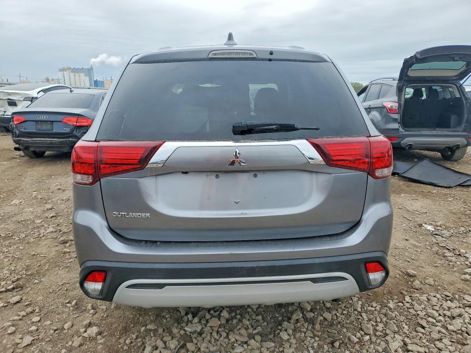 2020 Mitsubishi Outlander მანქანა იყიდება აუქციონზე, vin: JA4AD2A35LZ039271, აუქციონის ნომერი: 53617146