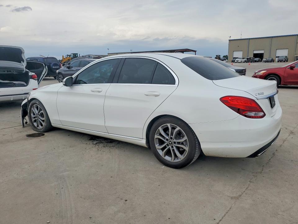 53967456 :رقم المزاد ، 55SWF4JB1JU264295 vin ، 2018 Mercedes-benz C مزاد بيع