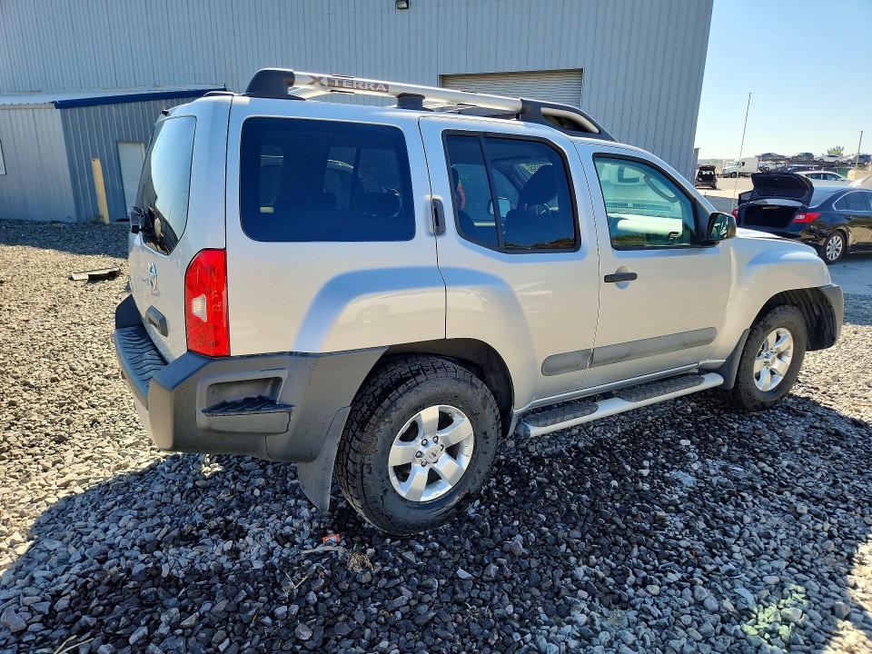 54490796 :رقم المزاد ، 5N1AN0NW5BC524065 vin ، 2011 Nissan Xterra مزاد بيع