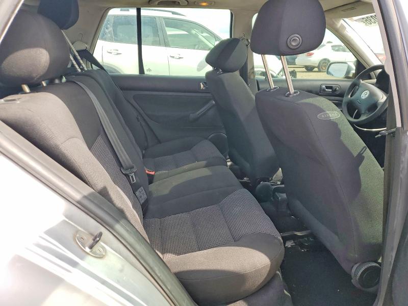 52000036 :رقم المزاد ، 9BWGL61J344040853 vin ، 2004 Volkswagen Golf مزاد بيع