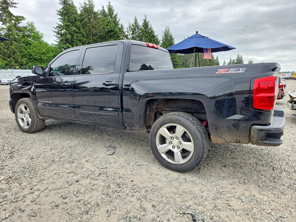 2017 Chevrolet Silverado მანქანა იყიდება აუქციონზე, vin: 3GCUKREC4HG315958, აუქციონის ნომერი: 55624096