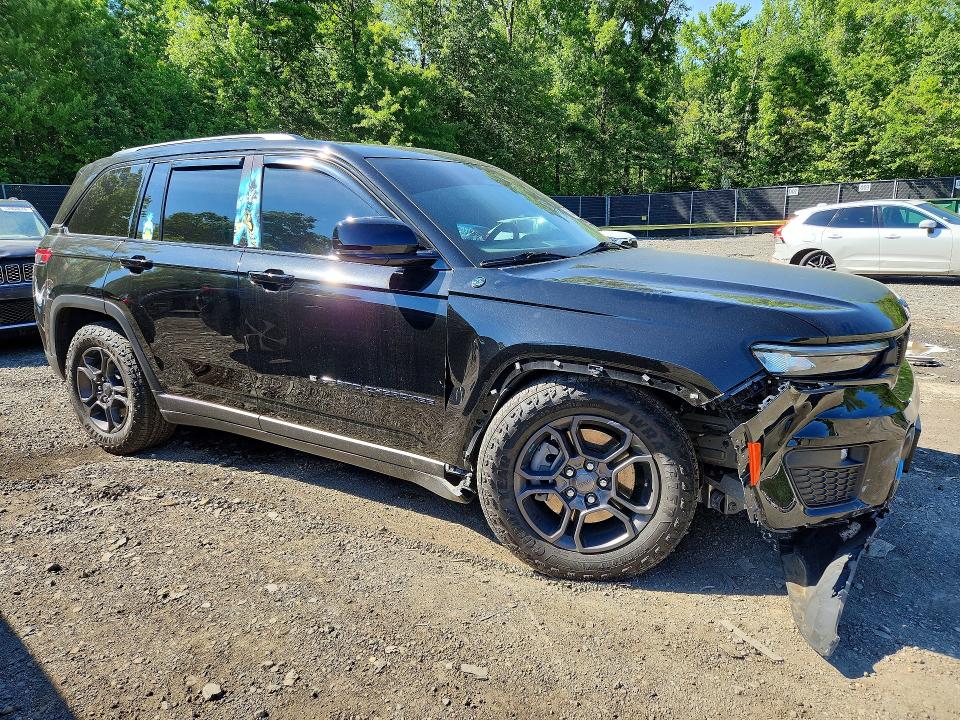 Продажа на аукционе авто 2024 Jeep Grand Cherokee, vin: 1C4RJYC60R8942910, номер лота: 52666026