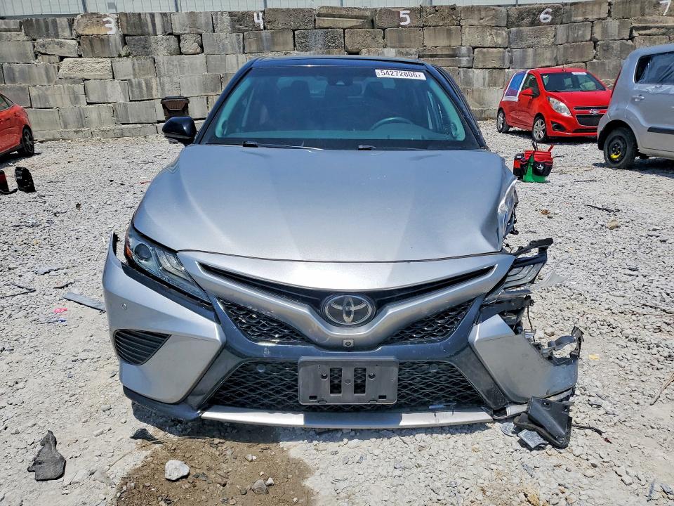Продаж на аукціоні авто 2018 Toyota Camry, vin: 4T1BZ1HK5JU015528, номер лоту: 54272806