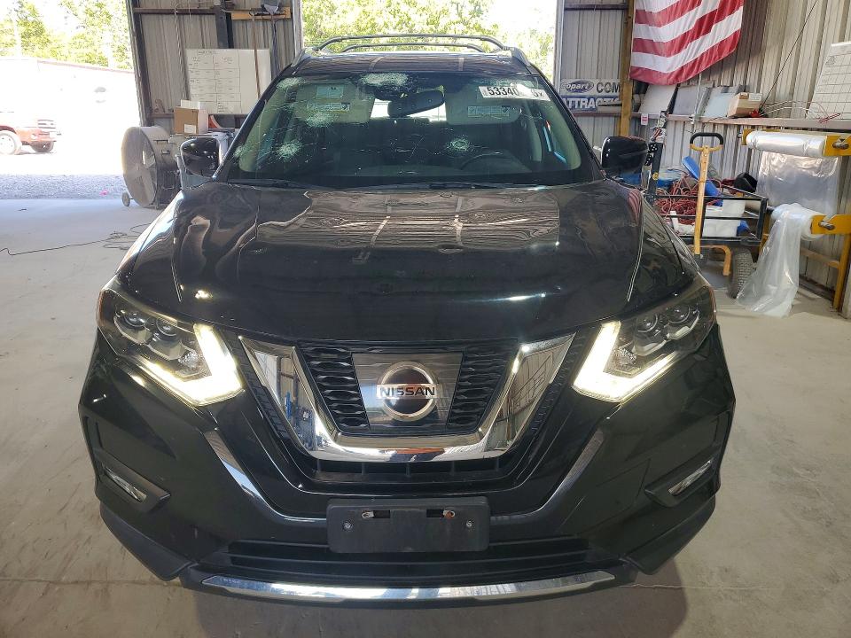 53340806 :رقم المزاد ، 5N1AT2MT4HC819000 vin ، 2017 Nissan Rogue مزاد بيع