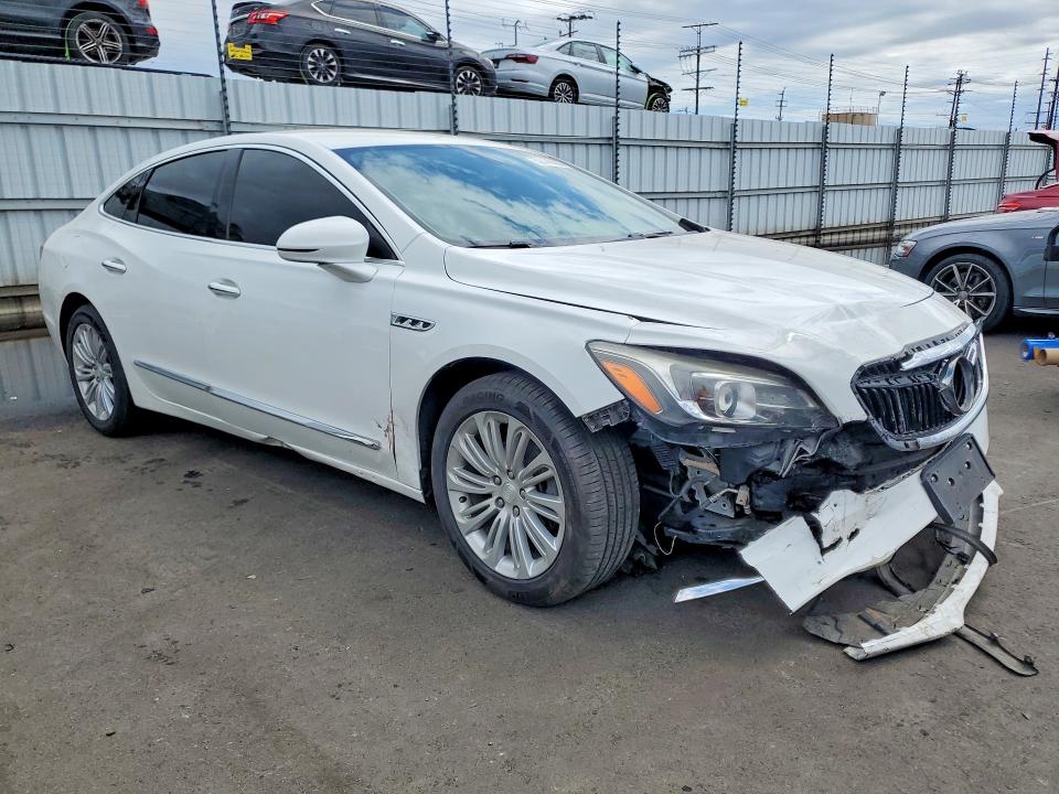 2018 Buick Lacrosse მანქანა იყიდება აუქციონზე, vin: 1G4ZP5SZ9JU122079, აუქციონის ნომერი: 52440066