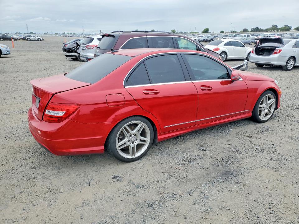 Продажа на аукционе авто 2014 Mercedes-benz C, vin: WDDGF4HB3EA888003, номер лота: 51583206