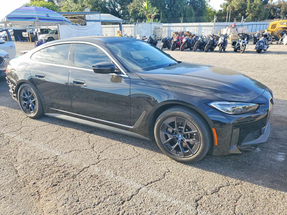 52244966 :رقم المزاد ، WBY43AW01RFS85645 vin ، 2024 Bmw I4 مزاد بيع