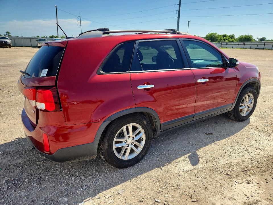 55450766 :رقم المزاد ، 5XYKT4A63FG579529 vin ، 2015 Kia Sorento مزاد بيع