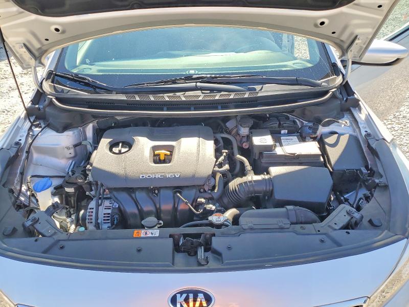 55576316 :رقم المزاد ، 3KPFL4A73JE184458 vin ، 2018 Kia Forte مزاد بيع