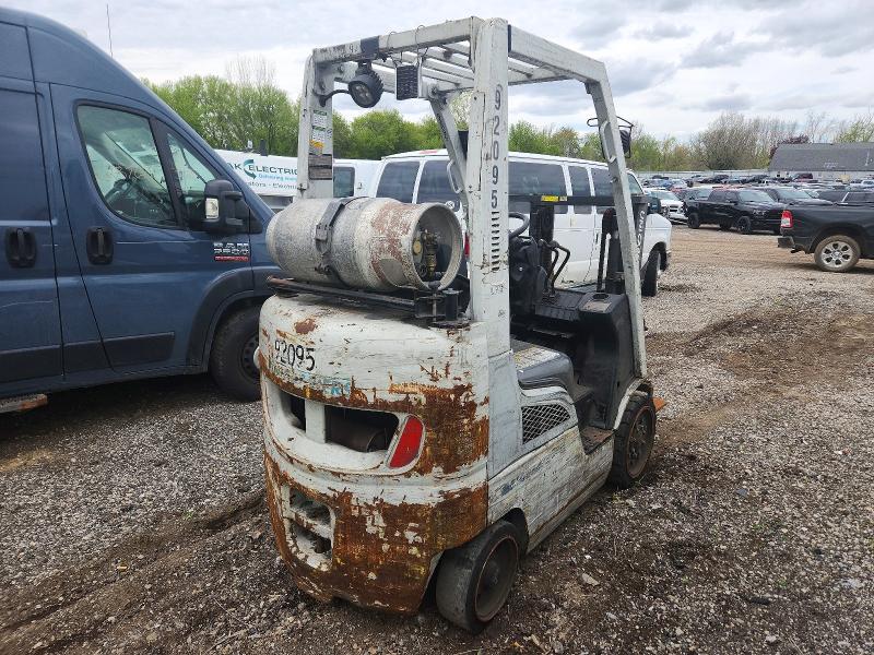 2016 Unicariers Forklift მანქანა იყიდება აუქციონზე, vin: CP1F29W23117, აუქციონის ნომერი: 52071266