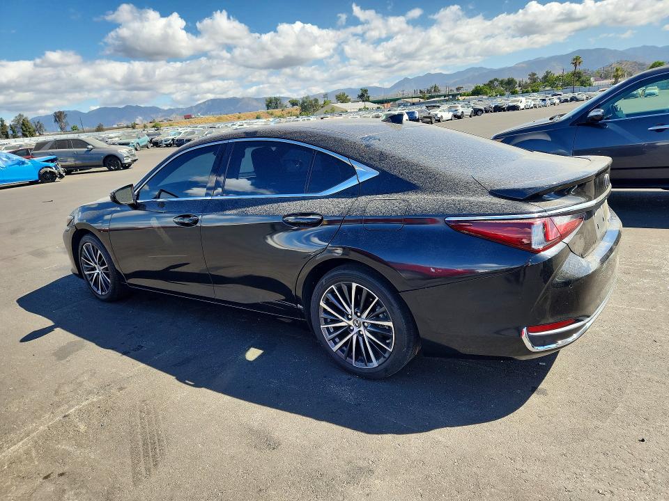 2023 Lexus Es 300h მანქანა იყიდება აუქციონზე, vin: 58ADA1C11PU033282, აუქციონის ნომერი: 55602826