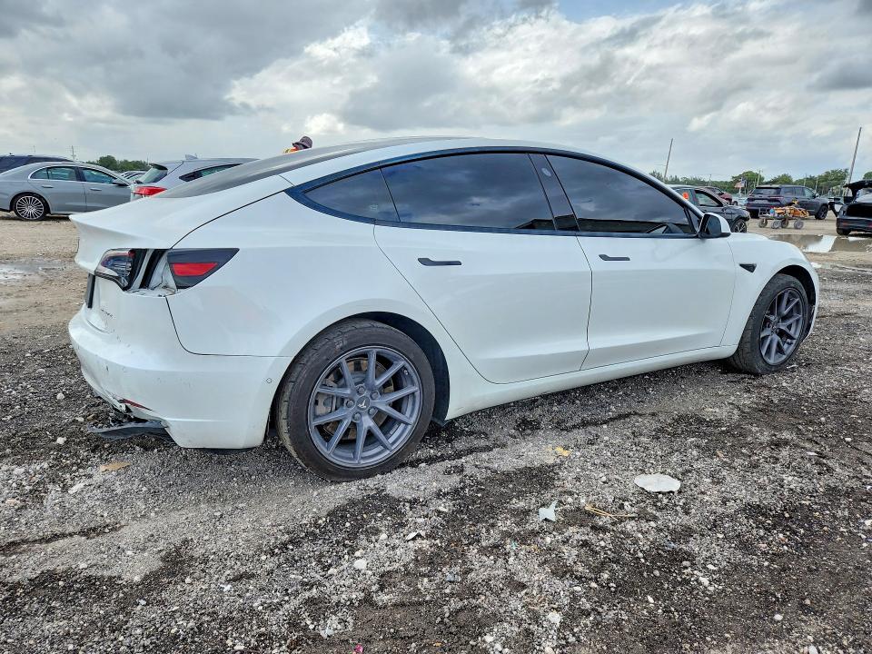 2022 Tesla Model 3 მანქანა იყიდება აუქციონზე, vin: 5YJ3E1EB1NF205558, აუქციონის ნომერი: 52229036
