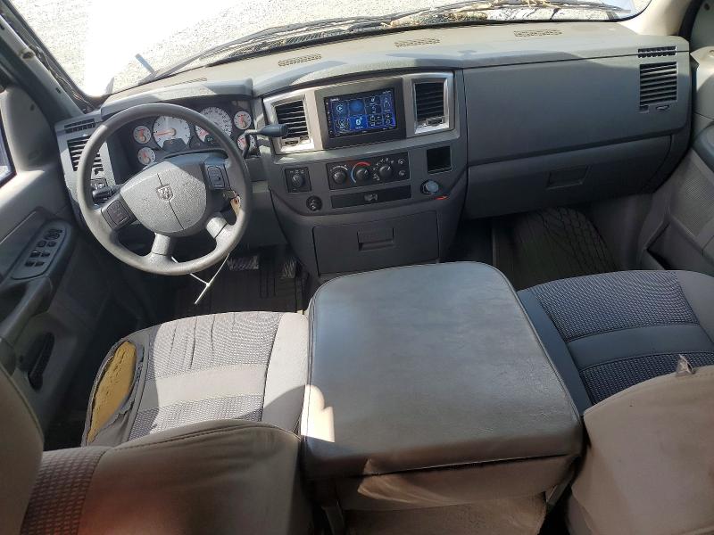 52905976 :رقم المزاد ، 1D7HU182X8S635185 vin ، 2008 Dodge Ram 1500 مزاد بيع