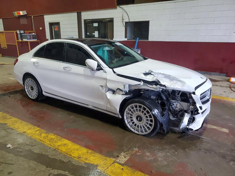Продаж на аукціоні авто 2015 Mercedes-benz C, vin: 55SWF4KB7FU035237, номер лоту: 54992716
