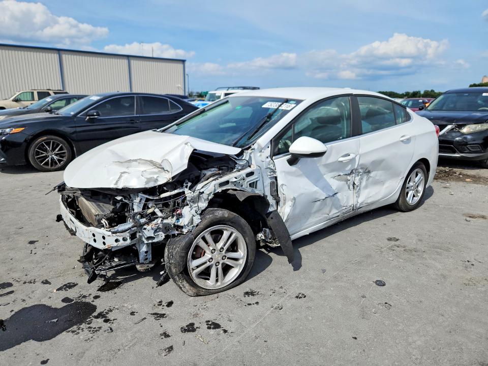 Продаж на аукціоні авто 2017 Chevrolet Cruze, vin: 1G1BE5SM8H7250864, номер лоту: 52383216