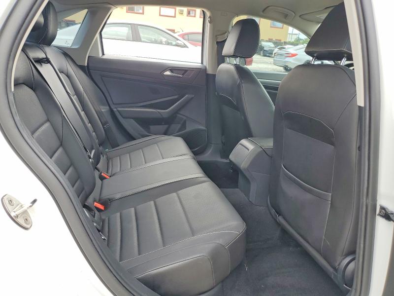 Продажа на аукционе авто 2022 Volkswagen Jetta, vin: 3VWEM7BUXNM034080, номер лота: 52146406