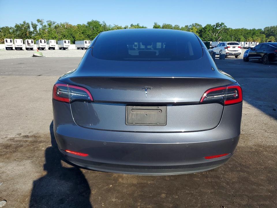 Продажа на аукционе авто 2022 Tesla Model 3, vin: 5YJ3E1EA9NF186863, номер лота: 53937586