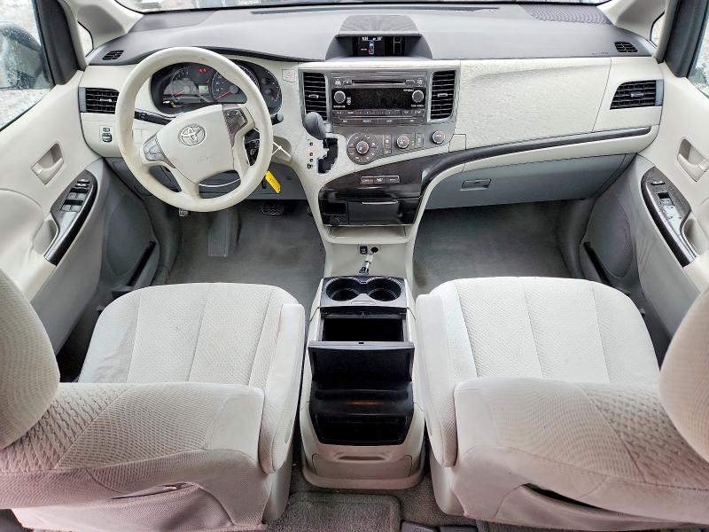 2011 Toyota Sienna მანქანა იყიდება აუქციონზე, vin: 5TDKK3DC9BS046614, აუქციონის ნომერი: 54666166