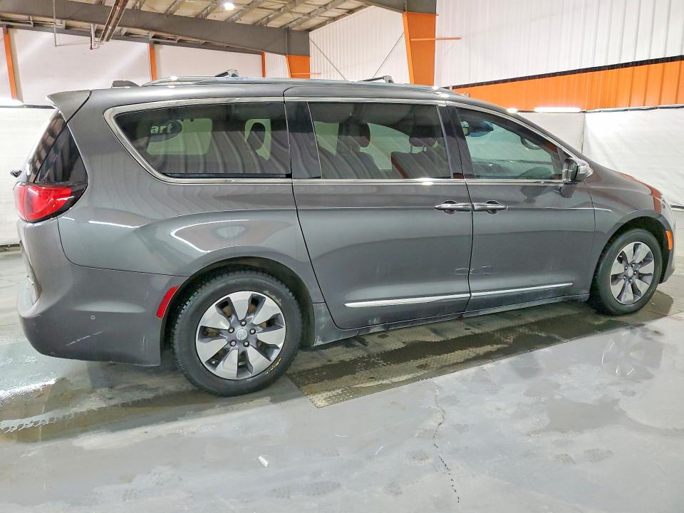 Auction sale of the 2018 Chrysler Pacifica, vin: 2C4RC1N76JR331327, lot number: 52914206