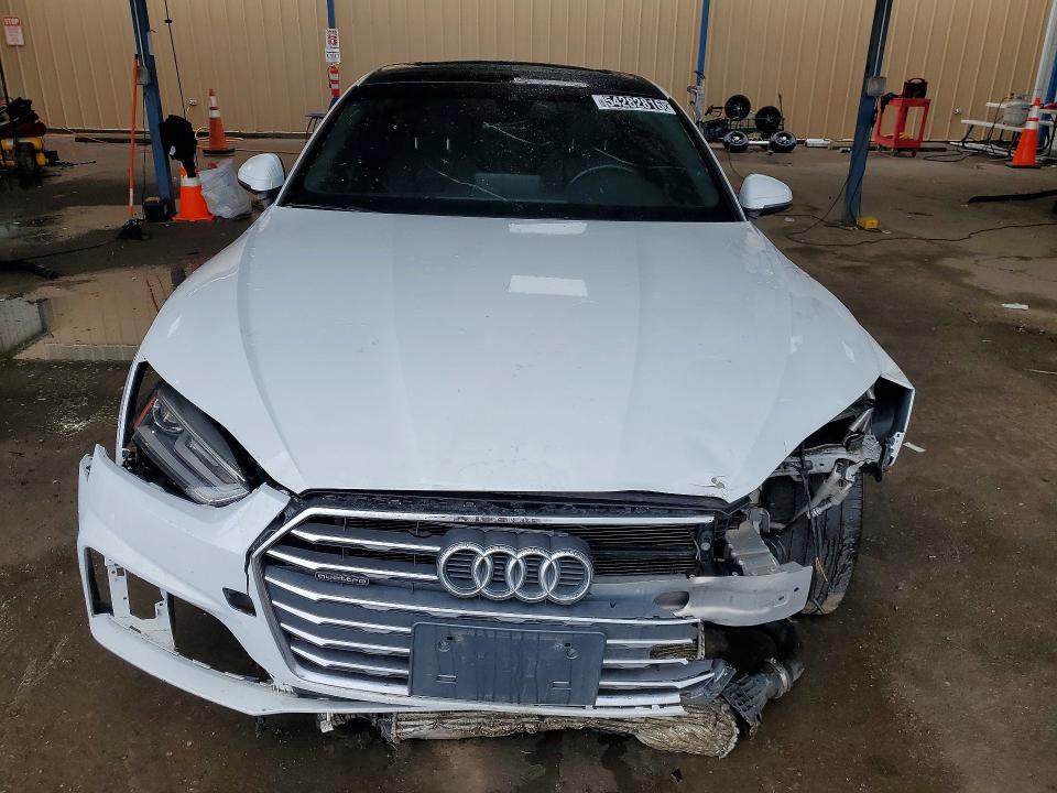 54282816 :رقم المزاد ، WAUDNCF55JA004142 vin ، 2018 Audi A5 مزاد بيع