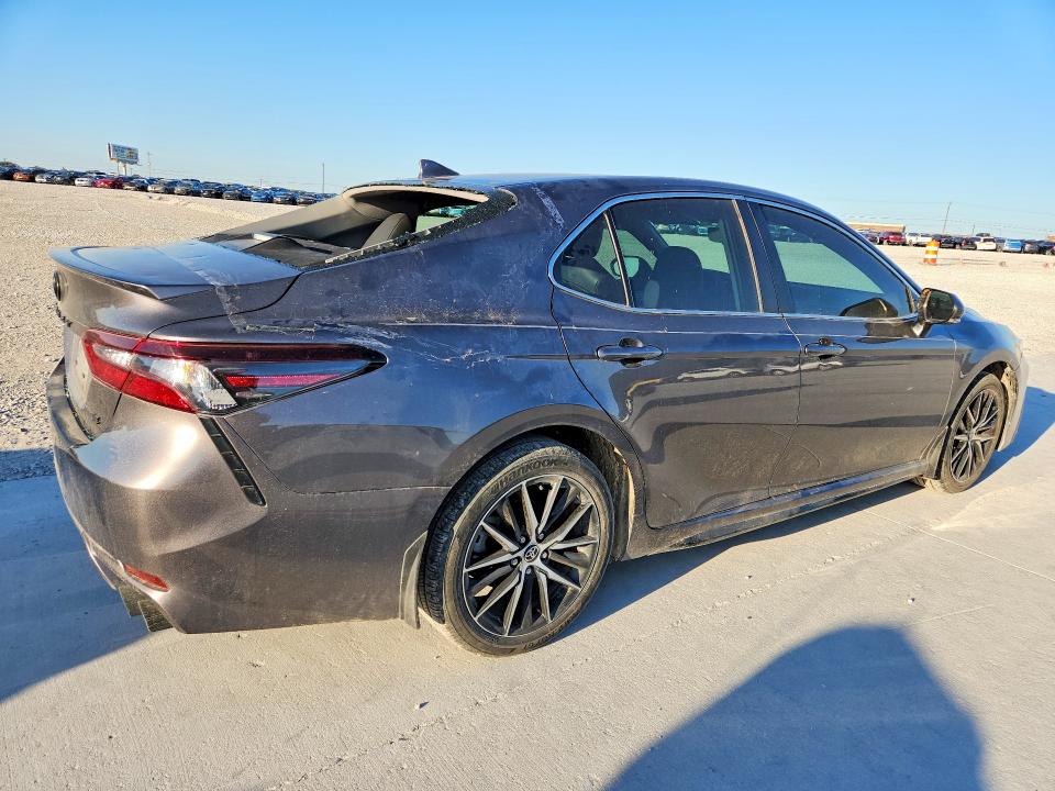 Продаж на аукціоні авто 2024 Toyota Camry, vin: 4T1G11AK1RU854286, номер лоту: 52314846