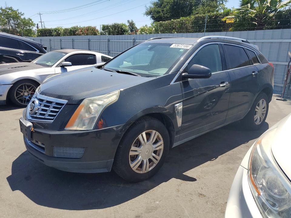53672186 :رقم المزاد ، 3GYFNBE34FS524337 vin ، 2015 Cadillac Srx مزاد بيع