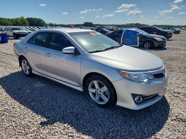 53223816 :رقم المزاد ، 4T1BF1FK0CU179543 vin ، 2012 Toyota Camry مزاد بيع