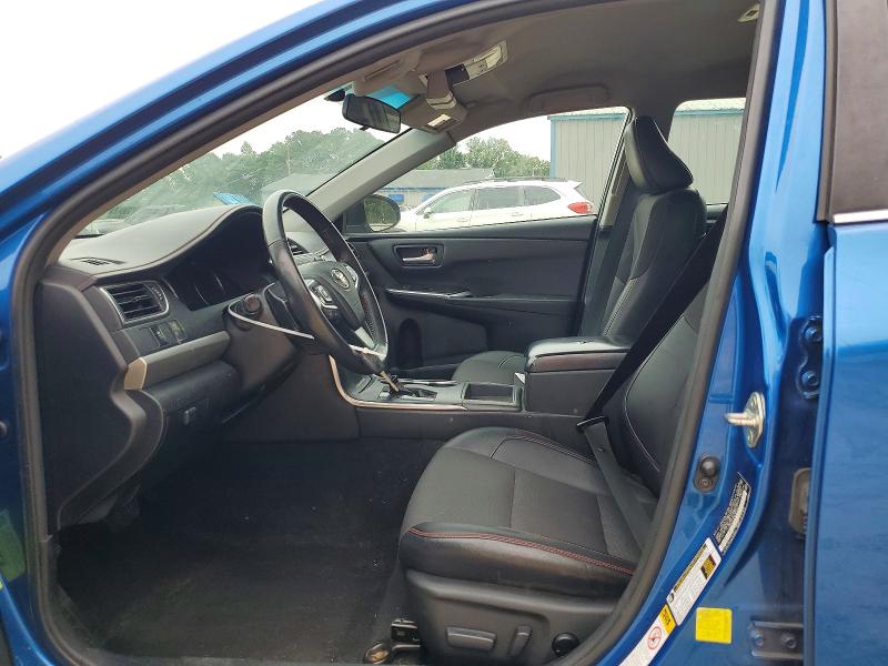 53176946 :رقم المزاد ، 4T1BF1FK2HU802507 vin ، 2017 Toyota Camry مزاد بيع
