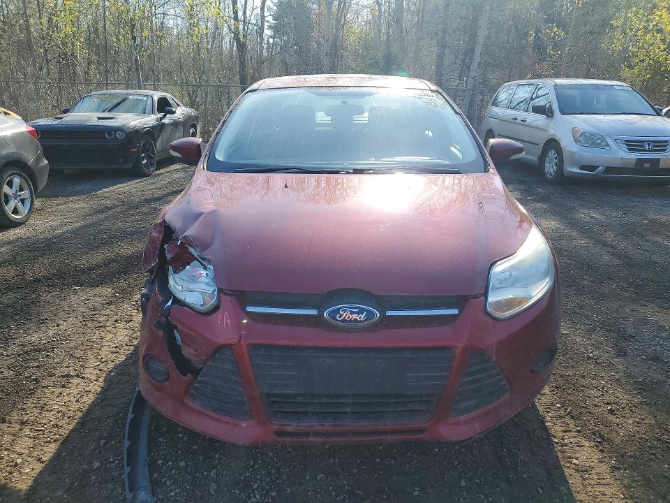 2013 Ford Focus მანქანა იყიდება აუქციონზე, vin: 1FADP3F28DL140640, აუქციონის ნომერი: 51595596