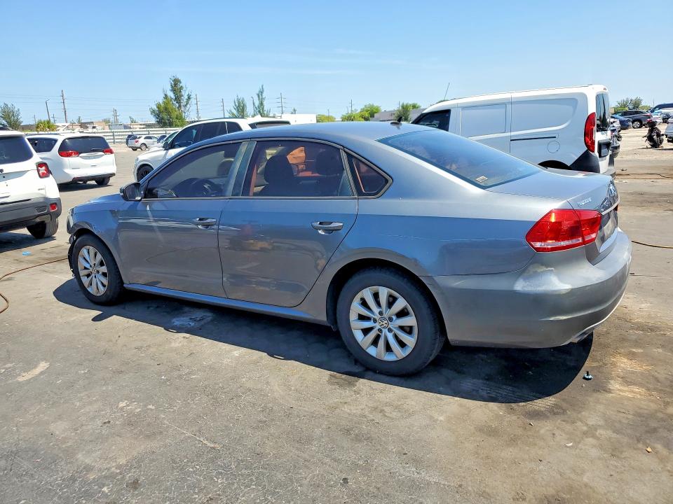 Продажа на аукционе авто 2013 Volkswagen Passat, vin: 1VWAH7A30DC093294, номер лота: 52099176