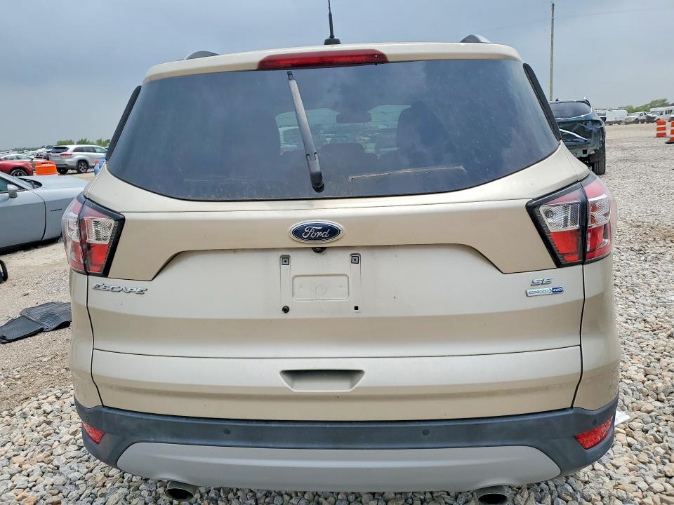 2018 Ford Escape მანქანა იყიდება აუქციონზე, vin: 1FMCU9GD3JUA75098, აუქციონის ნომერი: 52417906
