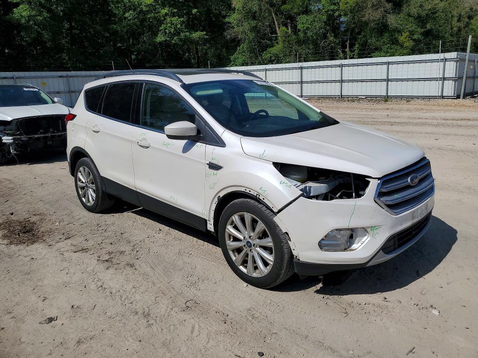 Продаж на аукціоні авто 2019 Ford Escape, vin: 1FMCU0HD3KUA67417, номер лоту: 53779606