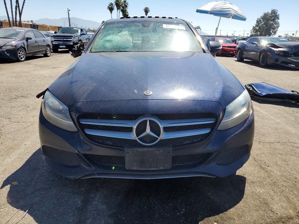 2018 Mercedes-benz C მანქანა იყიდება აუქციონზე, vin: 55SWF4JB6JU263868, აუქციონის ნომერი: 53237226