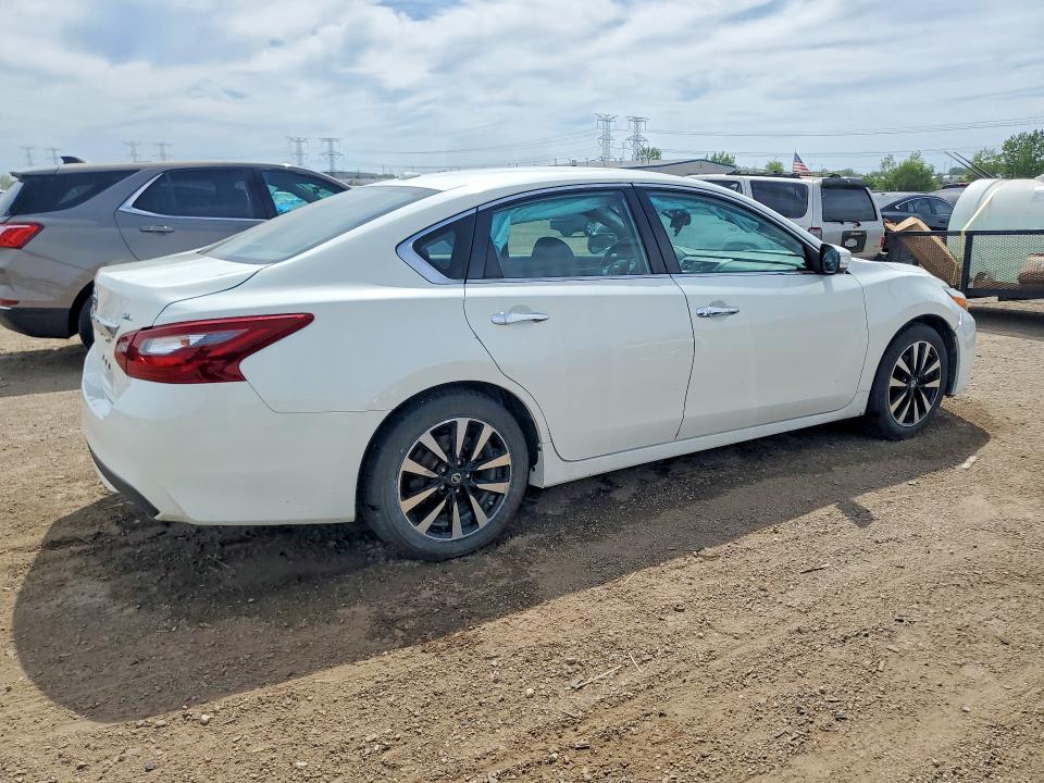 2018 Nissan Altima მანქანა იყიდება აუქციონზე, vin: 1N4AL3AP3JC148139, აუქციონის ნომერი: 54169716