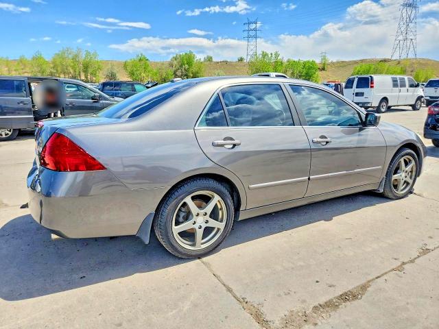 2006 Honda Accord მანქანა იყიდება აუქციონზე, vin: 1HGCM66826A063607, აუქციონის ნომერი: 53452646