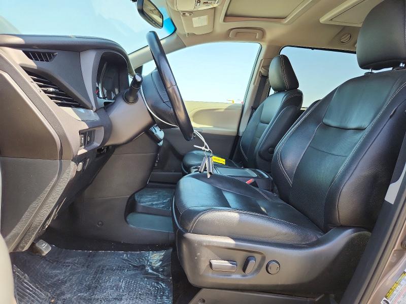 2016 Toyota Sienna მანქანა იყიდება აუქციონზე, vin: 5TDXK3DC3GS698318, აუქციონის ნომერი: 53081206