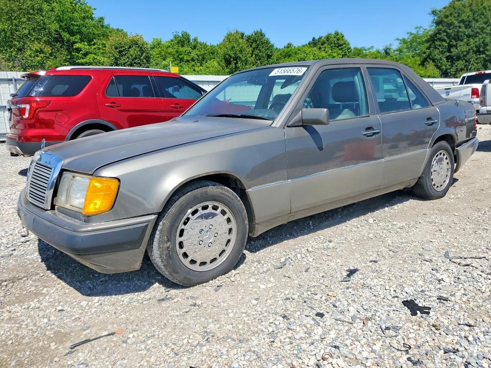 Продажа на аукционе авто 1993 Mercedes-benz 300, vin: WDBEA28E5PB998657, номер лота: 51566576