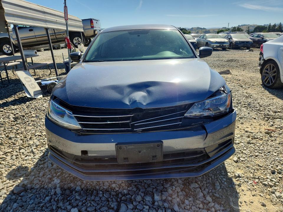 52854956 :رقم المزاد ، 3VW267AJ6GM342029 vin ، 2016 Volkswagen Jetta مزاد بيع