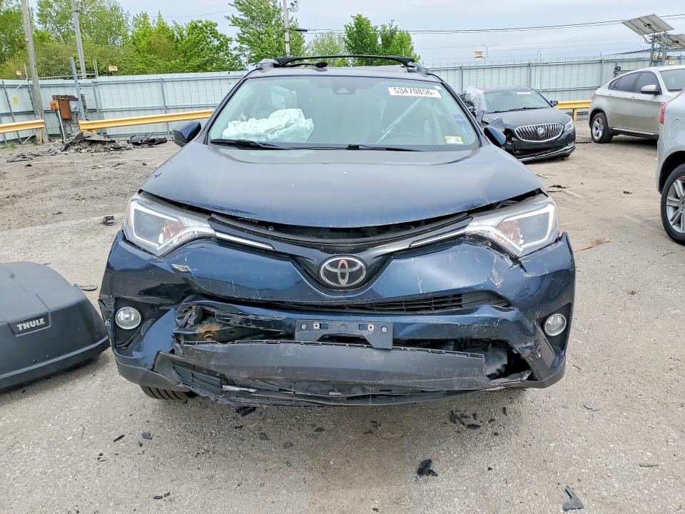 Aukcja sprzedaży 2017 Toyota Rav4, vin: JTMRFREV6HJ113956, numer aukcji: 53470856