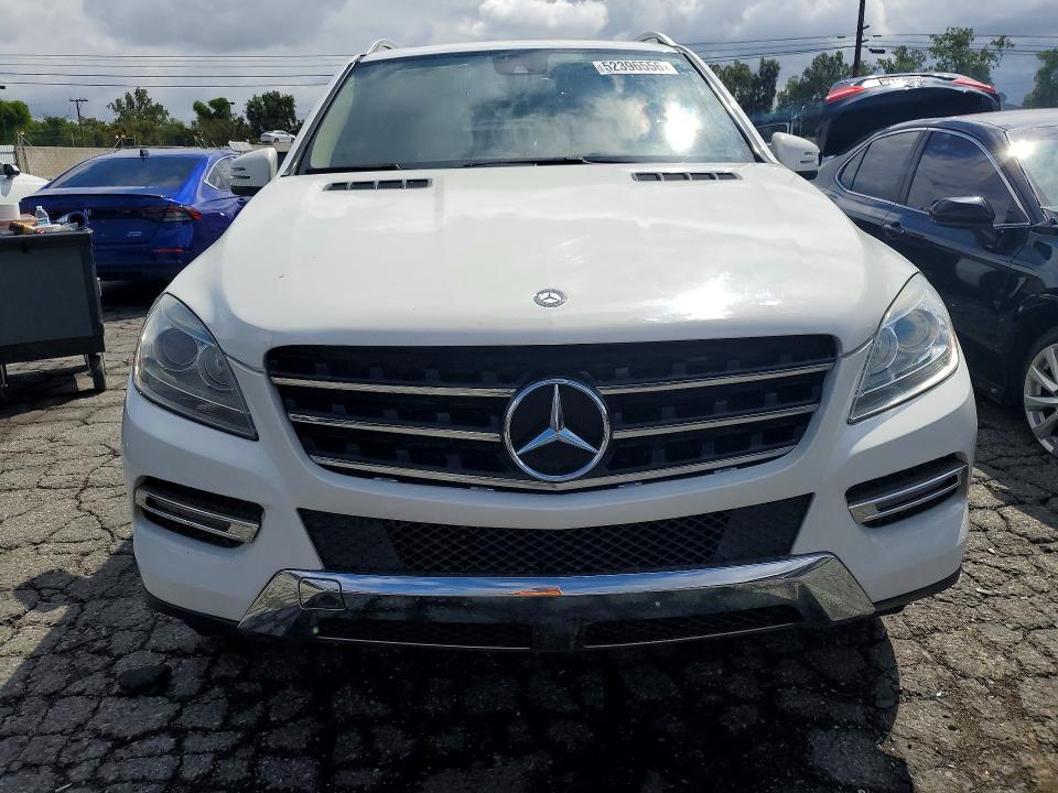 52396556 :رقم المزاد ، 4JGDA5JBXFA561672 vin ، 2015 Mercedes-benz Ml مزاد بيع