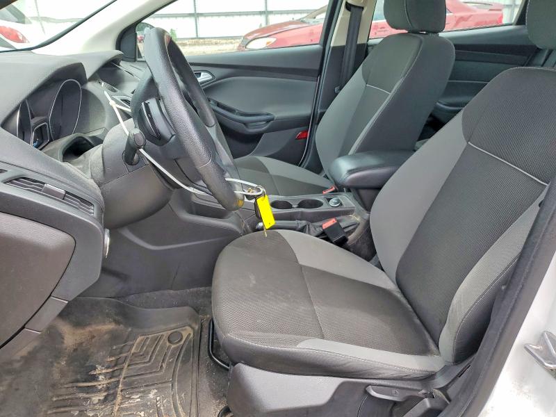 2014 Ford Focus მანქანა იყიდება აუქციონზე, vin: 1FADP3F29EL106496, აუქციონის ნომერი: 55113286