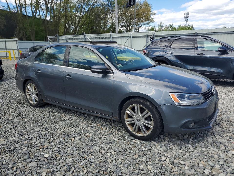 2011 Volkswagen Jetta მანქანა იყიდება აუქციონზე, vin: 3VWLZ7AJ0BM334741, აუქციონის ნომერი: 52831546