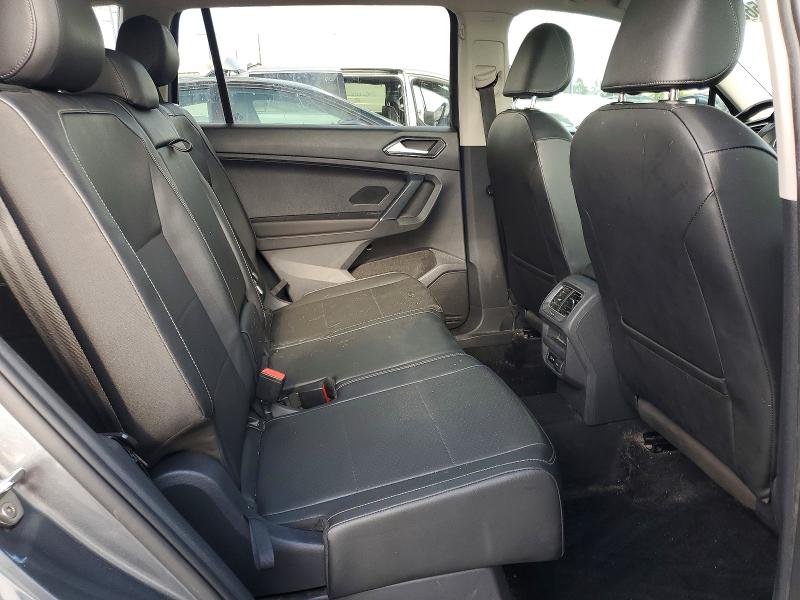 Продажа на аукционе авто 2018 Volkswagen Tiguan, vin: 3VV3B7AX3JM185477, номер лота: 52845656
