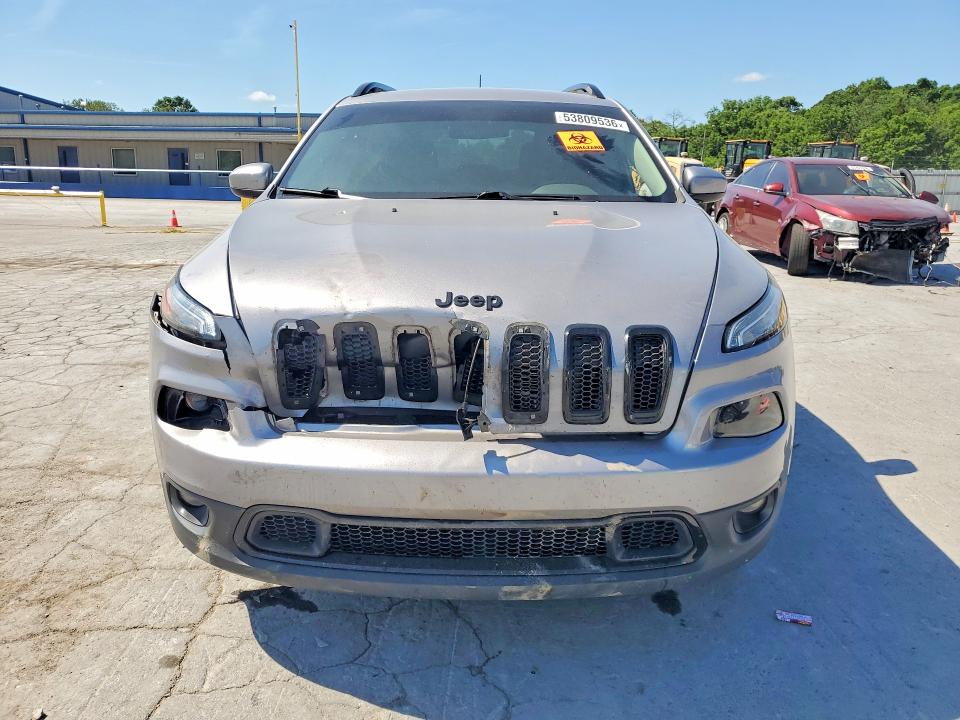 53809536 :رقم المزاد ، 1C4PJLCB9JD576786 vin ، 2018 Jeep Cherokee مزاد بيع