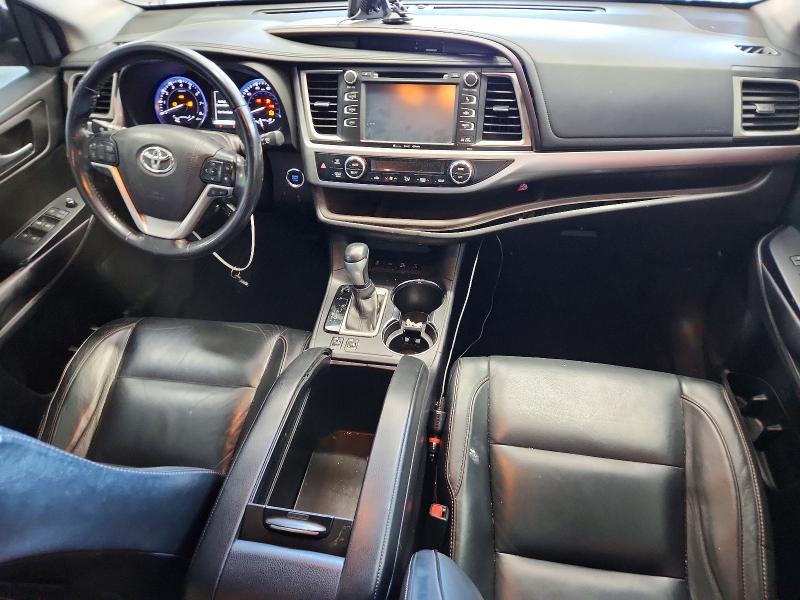 53020346 :رقم المزاد ، 5TDJZRFH4HS372185 vin ، 2017 Toyota Highlander مزاد بيع