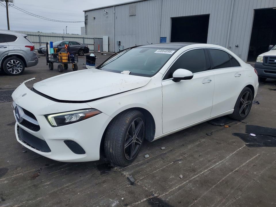 2019 Mercedes-benz A მანქანა იყიდება აუქციონზე, vin: WDD3G4EB3KW024888, აუქციონის ნომერი: 53064896